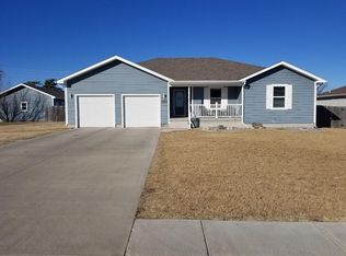 2106 Walnut St, Ellis, KS 67637