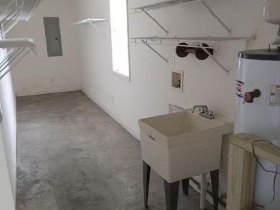 3rd image of 14 Towry Ln