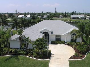 920 Se 20th Street, Cape Coral, FL 33990