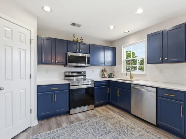 657 Wolfeboro Ln, Nashville, TN 37221