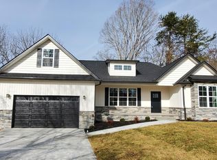 204 Daksi Ln, Tellico Plns, TN 37774