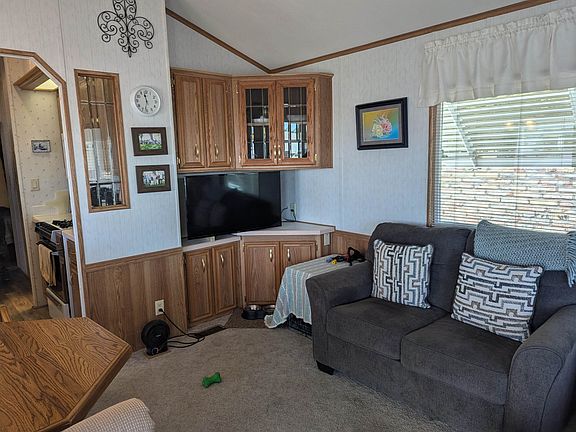 3rd image of 10346 E 29th Pl
