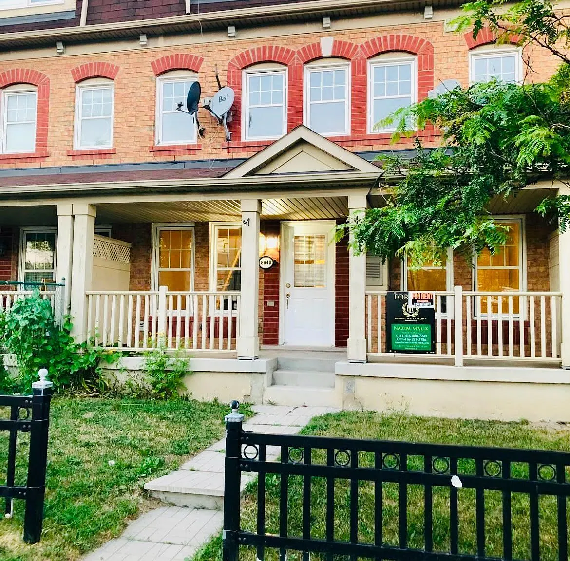 4 bed, $3,000 — Photo 1