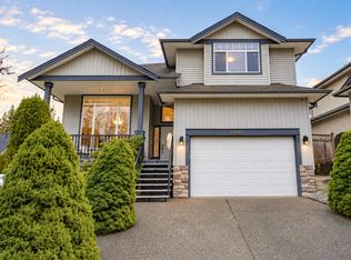 23717 110th Ave, Maple Ridge, BC V2W1E7