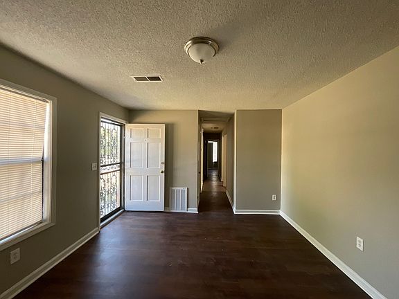 3rd image of 3349 Kristy Dr