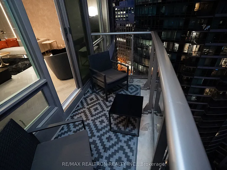 373 Front St W #2307 — Photo 21