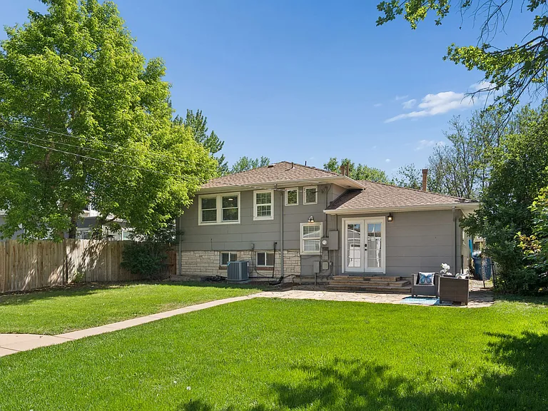 3145 S Fox St — Photo 43