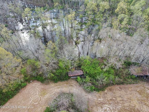3rd image of 350 Miller Rd