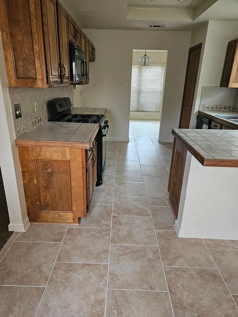 Charming 3BR House in Carrollton — Photo 3