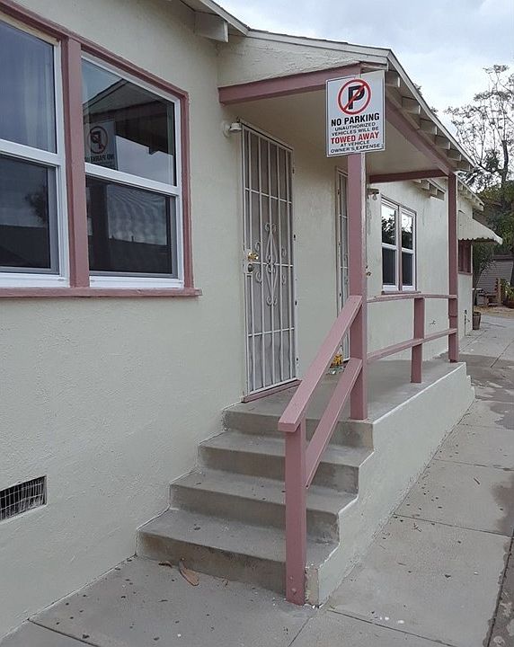 1st image of 215 E Prospect St