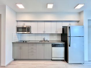 Vista 7011, Seattle, WA 98115