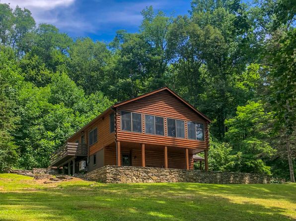 559 Quaker Hill Rd