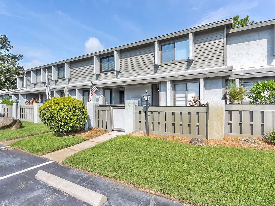 1st image of 140 Limewood Pl #E-5