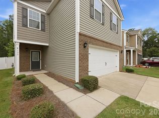 8133 Clairwood Dr, Charlotte, NC 28269