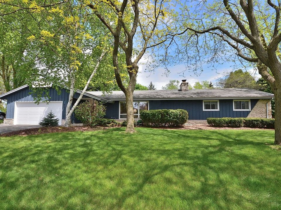 1st image of 3780 Mountain Dr