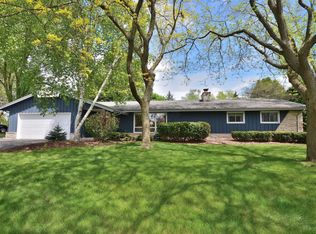 3780 Mountain Dr, Brookfield, WI 53045