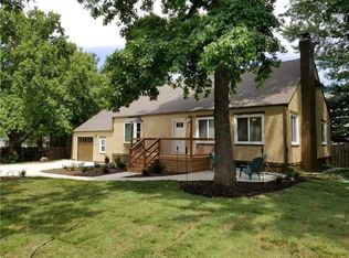 13218 W 90th Ter, Lenexa, KS 66215