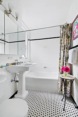 Rented by Corcoran | media 5