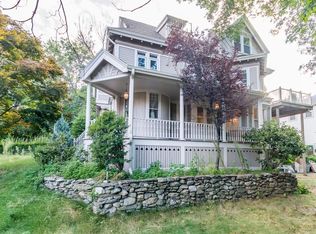 9 Bennington St #1, Newton, MA 02458