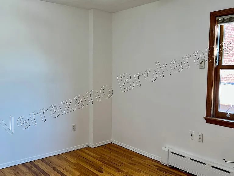 181 Bay 46th St #2 — Photo 19