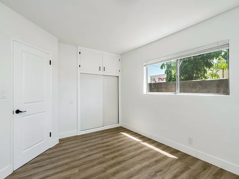 6115 Cherry Ave — Photo 12