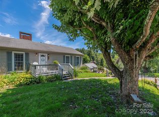 91 Star Ridge Rd, Canton, NC 28716