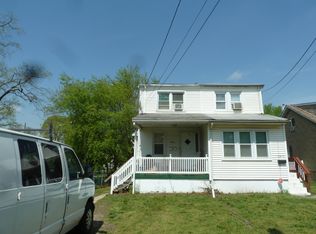 7915 Day Ave, Pennsauken, NJ 08110