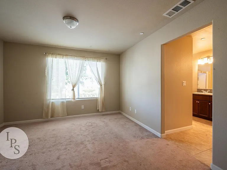 6414 W Norwich Ave — Photo 20