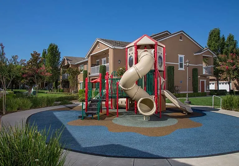 Carmel at Woodcreek West — Photo 20