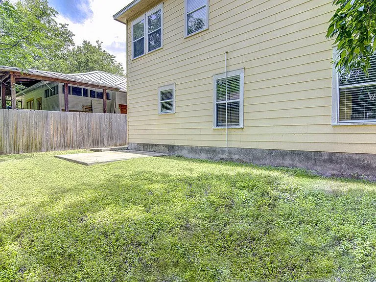 1702 Singleton Ave #A — Photo 27
