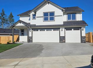 2602 NE Justus Ave #B, Estacada, OR 97023