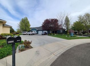 2672 N Greenbelt Pl, Meridian, ID 83646