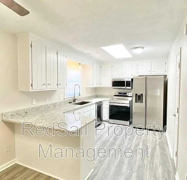 39 Whites Ln #B — Photo 12
