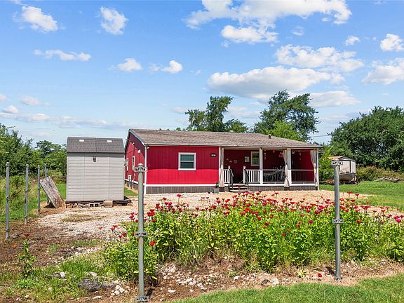 5th image of 447 Masthead Rd