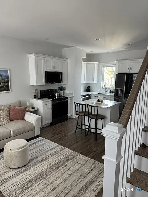 1 bed, 1.5 bath, 886 sqft, $2,600 — Photo 4