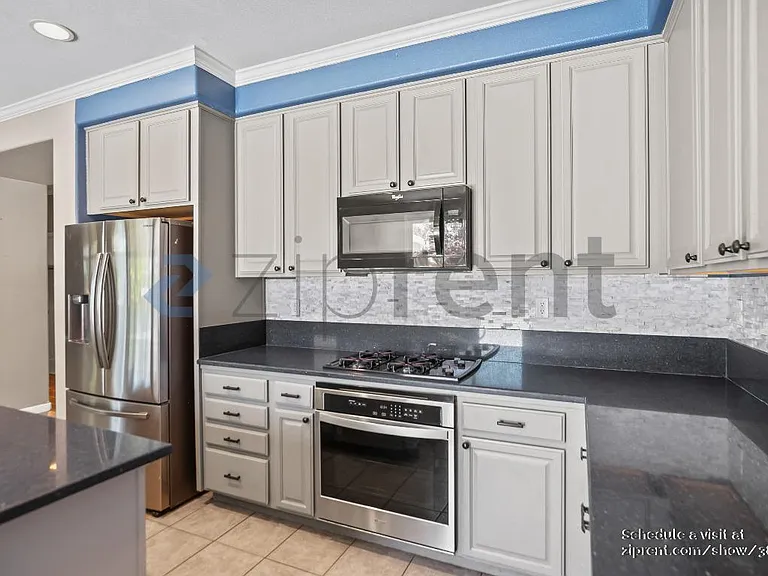 19 Lowell Ct — Photo 15