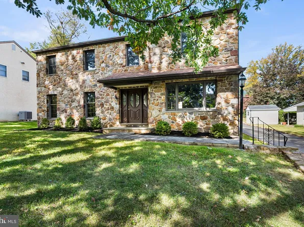 238 N State Rd, Springfield, PA 19064