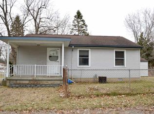 713 Hemlock St, Midland, MI 48642