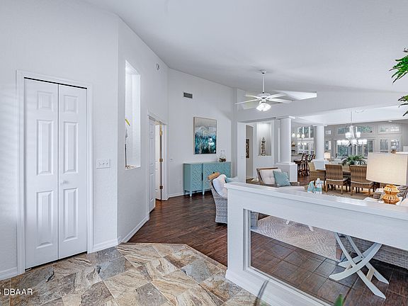 3rd image of 440 Long Cove Rd