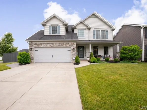 132 Boxelder Ln, Buffalo, NY 14228