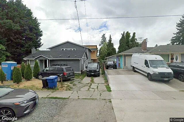 8439 47th Ave S — Photo 30