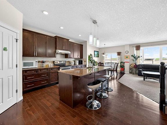2nd image of 277 SE Panton Way NW