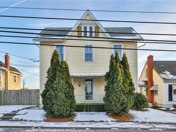 4134 Main St, Whitehall, PA 18052