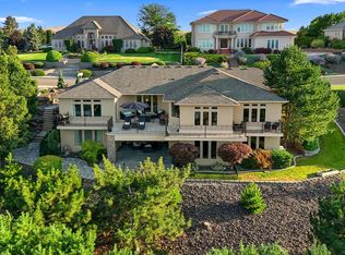 4002 W 43rd Ave, Kennewick, WA