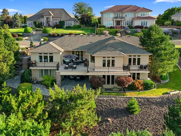 4002 W 43rd Ave, Kennewick, WA 99337