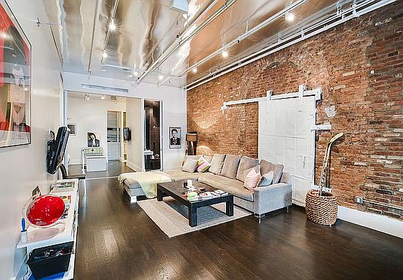 3rd image of 49 Howard St #3