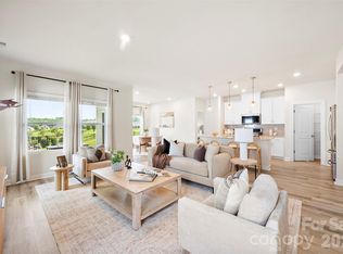 4522 Bright Rd, Charlotte, NC 28214
