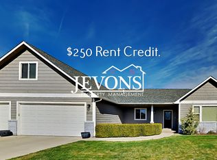 8603 W Arlington Ave, Yakima, WA 98908