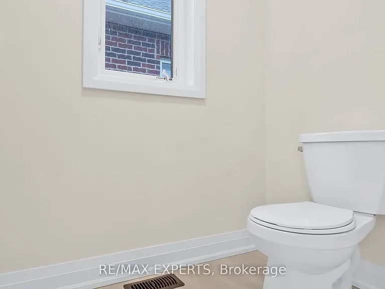 134 Jonkman Blvd — Photo 26