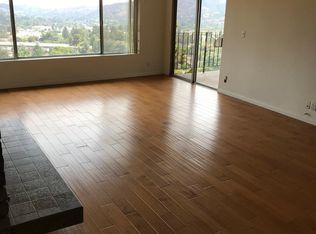 2142 La Canada Crest Dr APT 5, La Canada, CA 91011